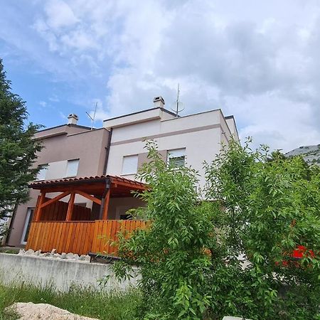 Apartment Paklina Starigrad Paklenica Εξωτερικό φωτογραφία