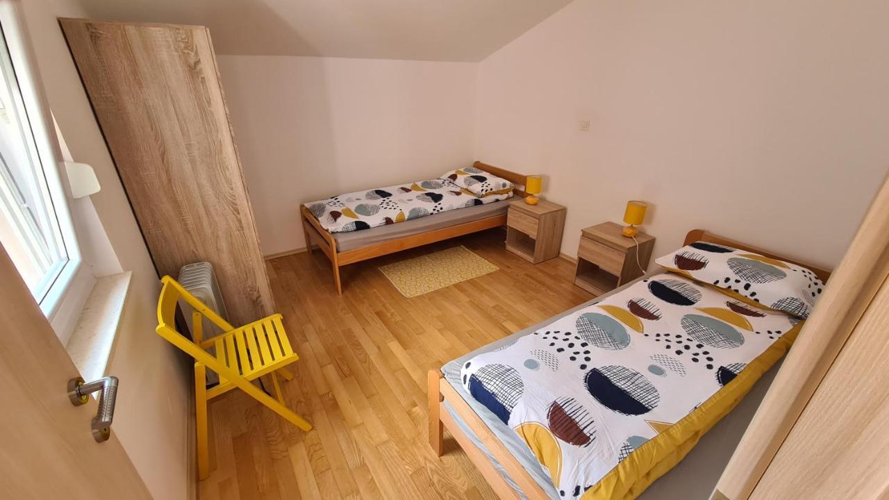 Apartment Paklina Starigrad Paklenica Εξωτερικό φωτογραφία