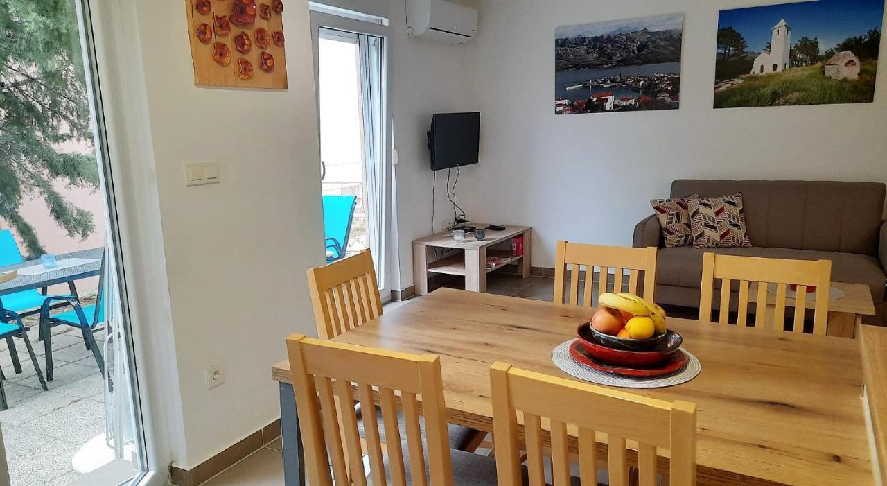 Apartment Paklina Starigrad Paklenica Εξωτερικό φωτογραφία